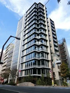 ザ・パークハウス新宿御苑【9階】の外観