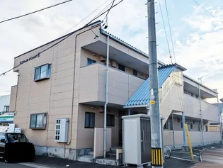 福島県郡山市富田町字下西田【アパート】の外観