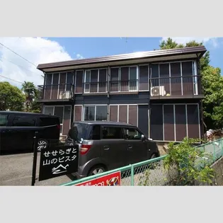 せせらぎと山のビスタの画像