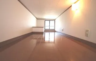 メインシティガーデン 華【2階】の外観