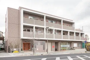 ベルメゾン川村の画像