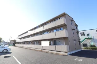 ロイヤルソフィア【2階】の外観