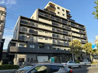 グラン ファムの画像