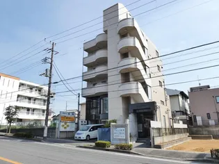 R FIELDS FUNABASHIの画像