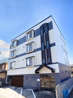 コーポアベ プリオ【4階】の外観