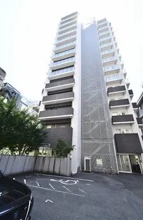 ガレリア東新宿【4階】の外観