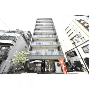 東京都新宿区若葉3【マンション】の外観