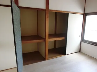 高野アパートの内装