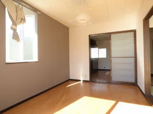 コーポ朝日・玉穂B【1階】の居間