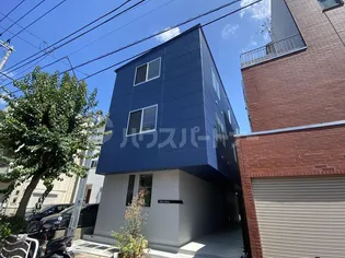 ヴィッラ ルニカ【1階】の外観