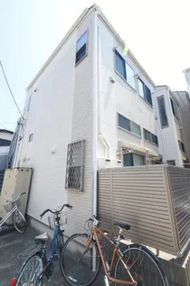 ラ・リューヌ・マツダ【1階】の外観