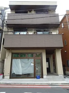 東京都港区東麻布2【アパート】の外観