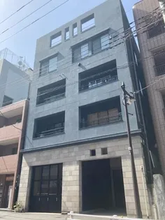 東京都新宿区市谷薬王寺町【マンション】の外観