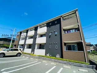 コリーヌC【1階】の外観