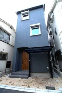 東京都新宿区天神町【一戸建】の外観