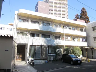 シャングリラ八幡【1階】の外観