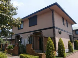 ロイヤルガーデン六番館【1階】の外観