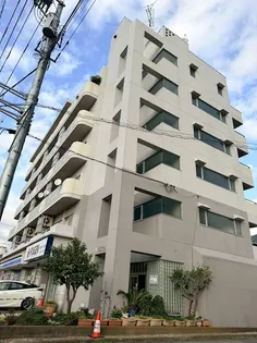 にいやビルの画像