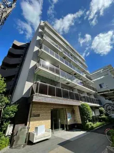 東京都新宿区新宿6【マンション】の外観