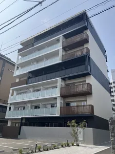 リヴェルナ平尾【1階】の外観