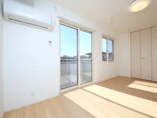 アランコート【2階】の居間