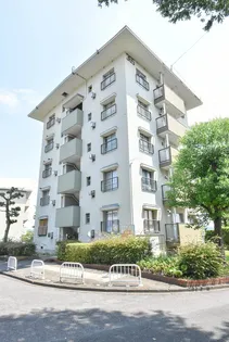 UR藤山台【3階】の外観