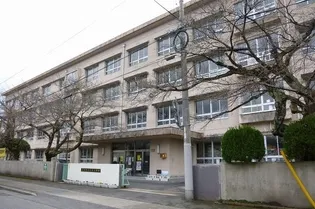 セントラル・マージュ【2階】の周辺