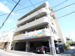 フローレンス亀田【3階】の外観