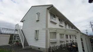 グランメール鈴鹿【2階】の外観