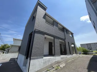 ルピナス旭ヶ丘【1階】の外観