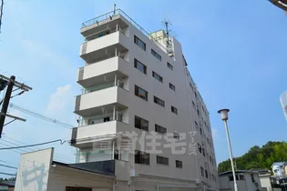 メゾン千里山【6階】の外観