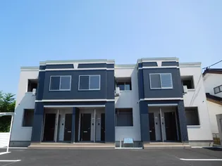 CALMLY【2階】の外観