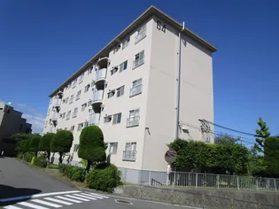 明舞第16団地64号棟の画像