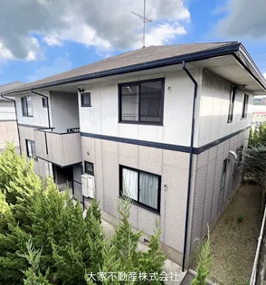 ハイカムール仲沖B棟【2階】の外観