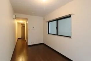 ライオンズマンション板橋区役所前【2階】の居間