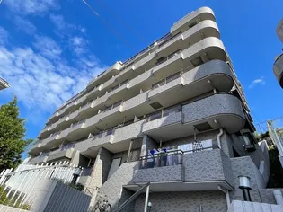 ロイヤルガーデンワコーレ上永谷【5階】の外観