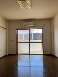 レジデンスのいち1【3階】の居間