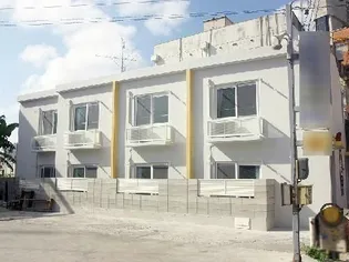 レオパレス国際通り【1階】の外観