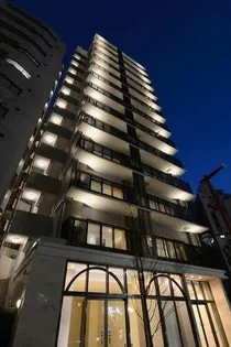 東京都千代田区九段北1【マンション】の外観