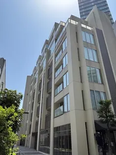 六本木エムケイアートレジデンス(ロッポンギエムケイアートレジデンス )【2階】の外観