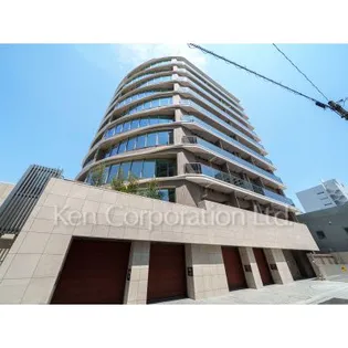 パークコート北青山【3階】の外観