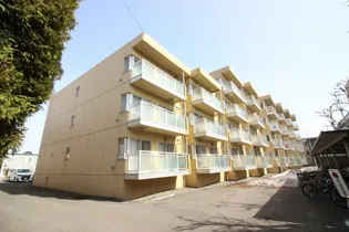 アヴェニウ3 3 2の画像