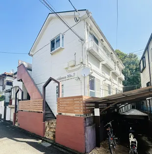 レジデンス伍番館【2階】の外観