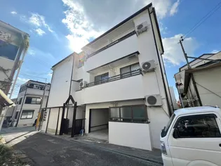 六甲参番館【1階】の外観