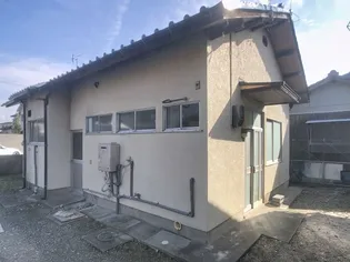 滋賀県東近江市聖和町【一戸建】の外観