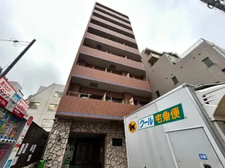 ルネッサンス新宿【6階】の外観