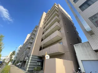 東京都多摩市鶴牧1【マンション】の外観