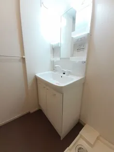 KI ロングフルコート【1階】の内装