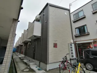 ラ・カーサイズミの外観