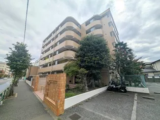 メゾン武蔵関【6階】の外観